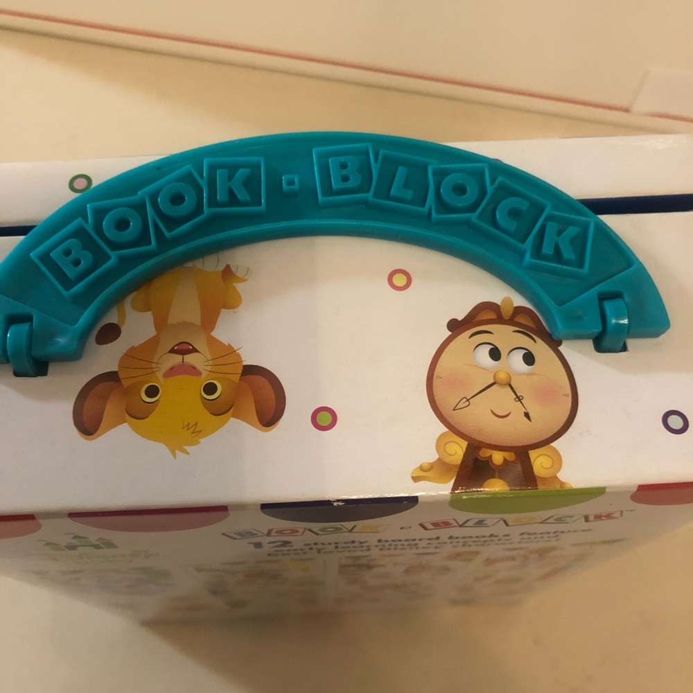 Disney Block Books - Picture 4 of 13